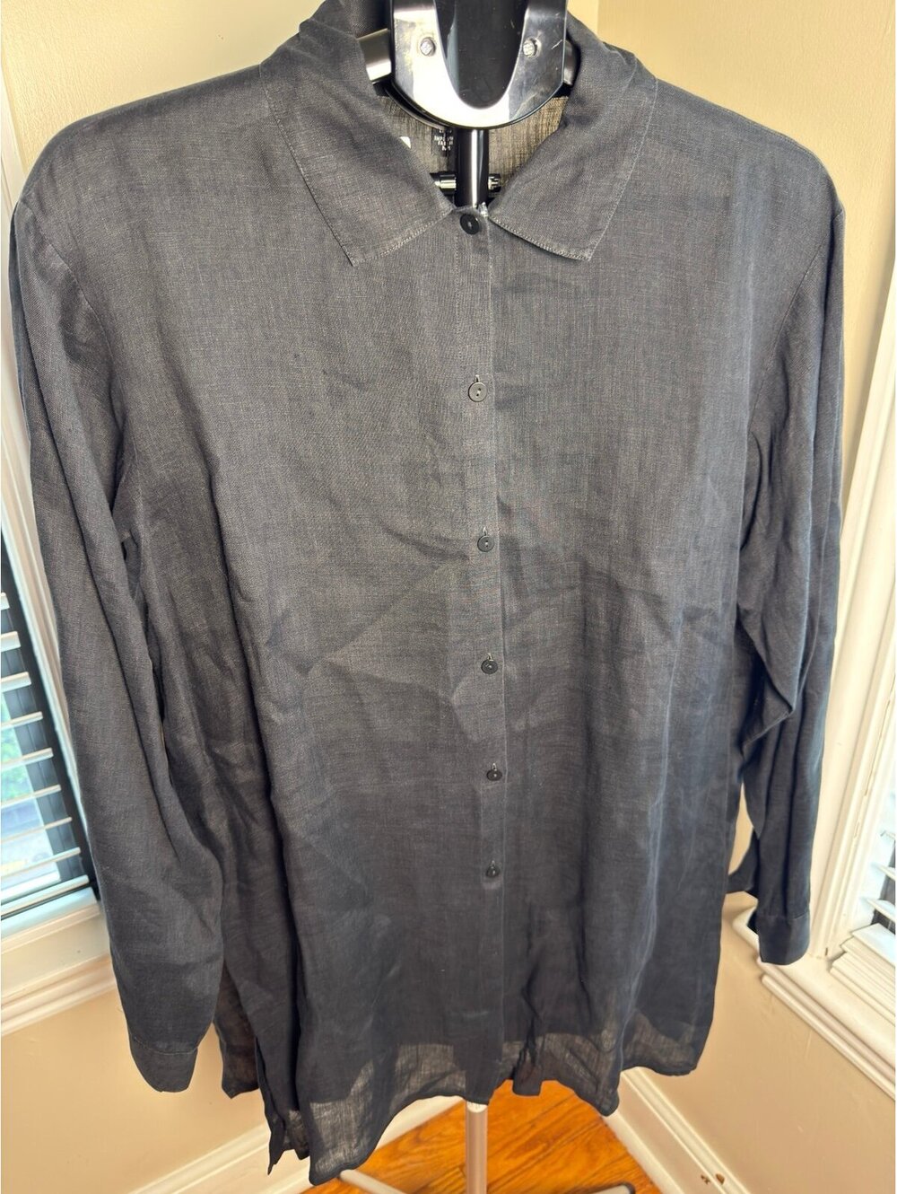 NWOT Eileen Fisher 100% Irish Linen Black Button Front Tunic Shirt Womens M